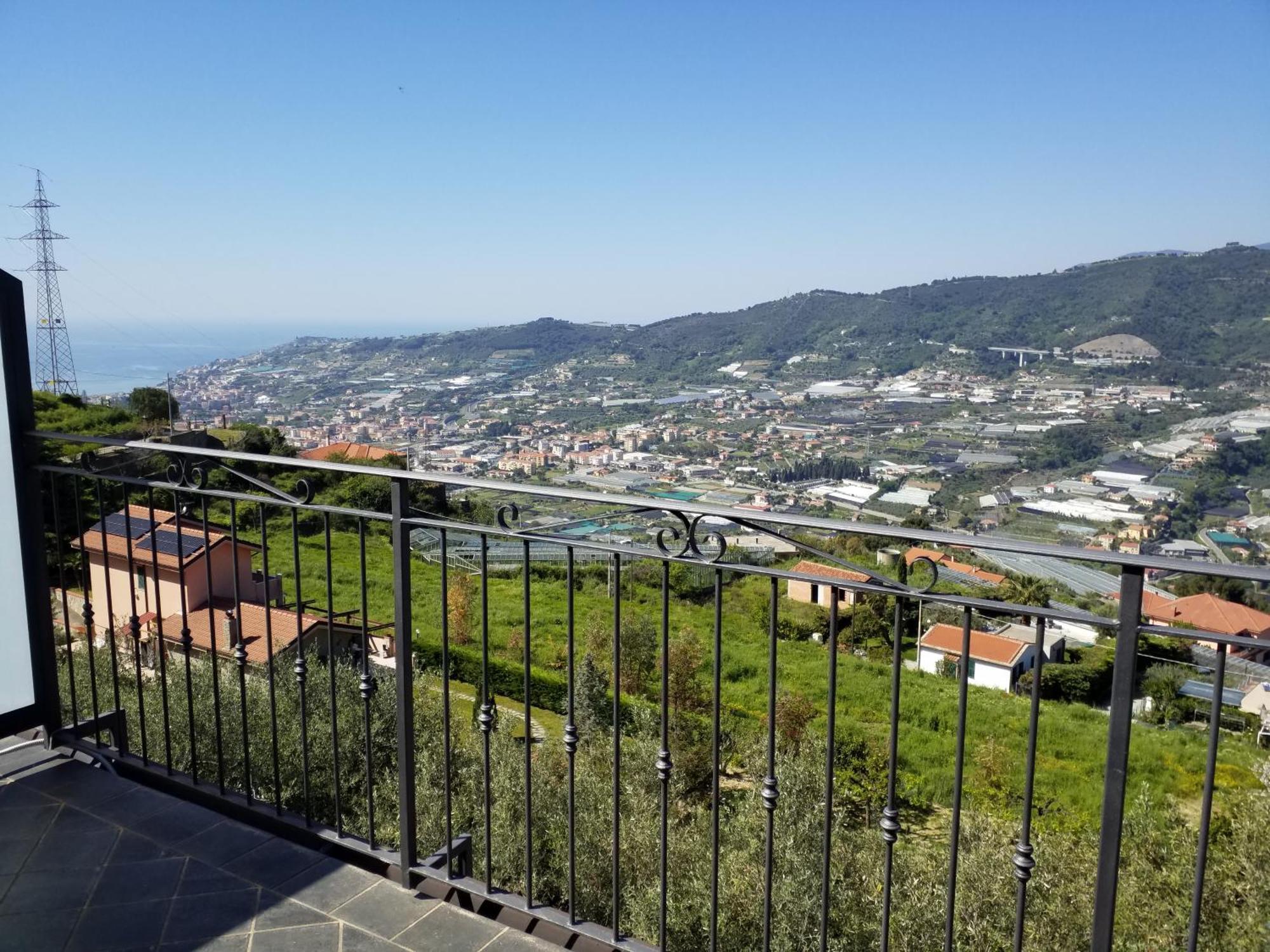 לינה וארוחת בוקר קסטלארו La Vista Del Poggio מראה חיצוני תמונה